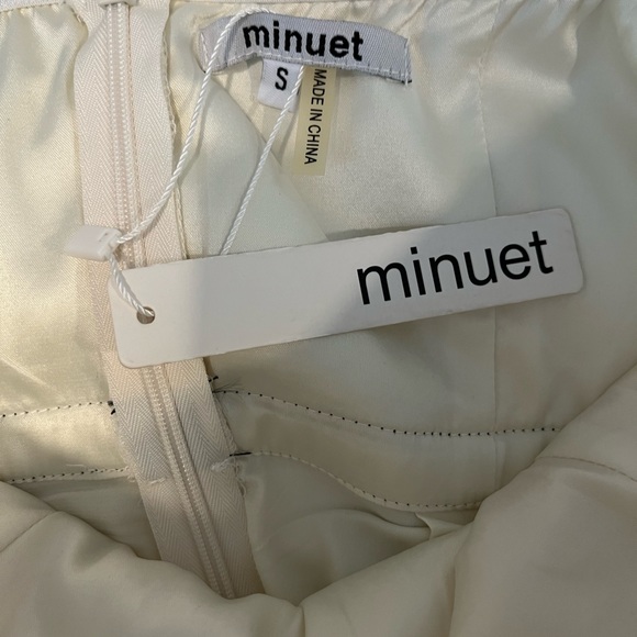 Cream colored strapless mini dress great for Spring Fling or Homecoming Dance - Picture 4 of 5